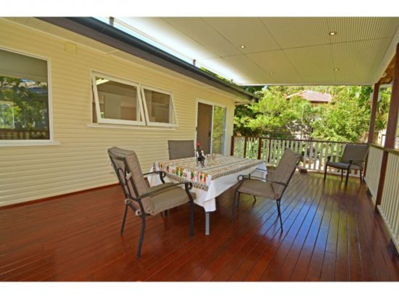 Photo - 135 Clough Street, Mount Gravatt QLD 4122 - Image 4