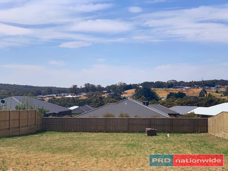 Photo - 135 Daylesford Road, Brown Hill VIC 3350 - Image 3