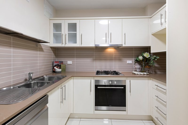 Photo - 1/35 Dinmore Street, Moorooka QLD 4105 - Image 10