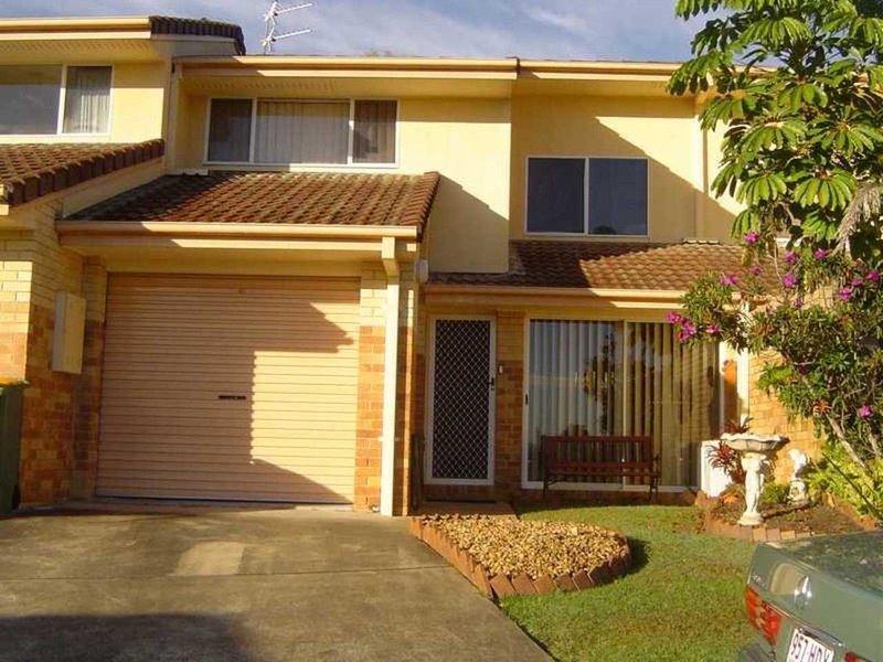 Photo - 13/5 Greenlands Drive, Varsity Lakes QLD 4227 - Image 3