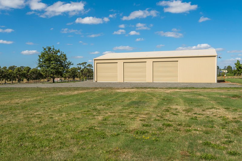 Photo - 135 Harpers Lane, Kyneton VIC 3444 - Image 5