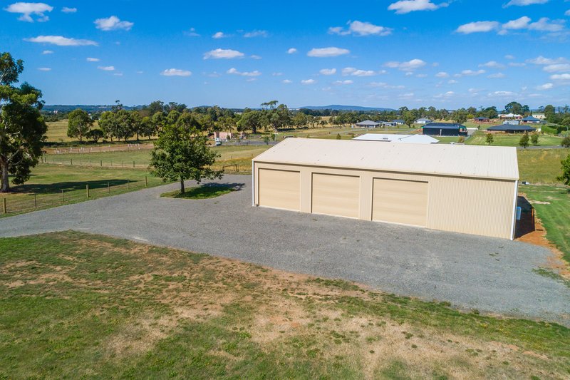 Photo - 135 Harpers Lane, Kyneton VIC 3444 - Image 11