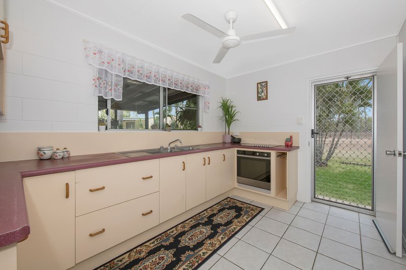 Photo - 135 Haynes Road, Jensen QLD 4818 - Image 9