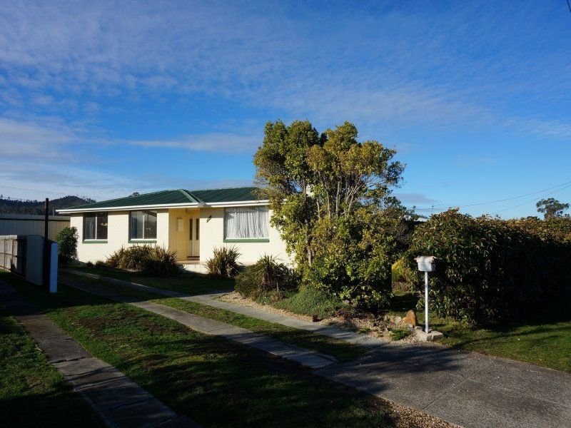 135 Hookey Street, Rokeby TAS 7019