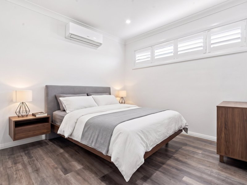 Photo - 1/35 Jacaranda Crescent, Casula NSW 2170 - Image 9