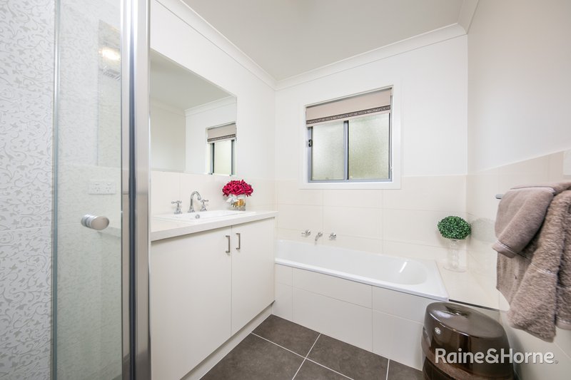 Photo - 1/35 Jackson Street, Sunbury VIC 3429 - Image 13