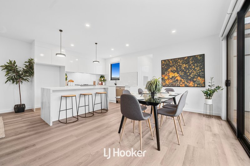 Photo - 1/35 Jesson Crescent, Dandenong VIC 3175 - Image 5