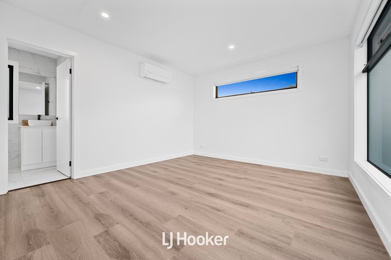 Photo - 1/35 Jesson Crescent, Dandenong VIC 3175 - Image 11