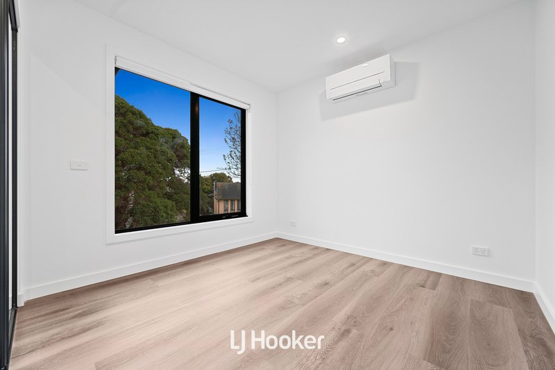 Photo - 1/35 Jesson Crescent, Dandenong VIC 3175 - Image 14