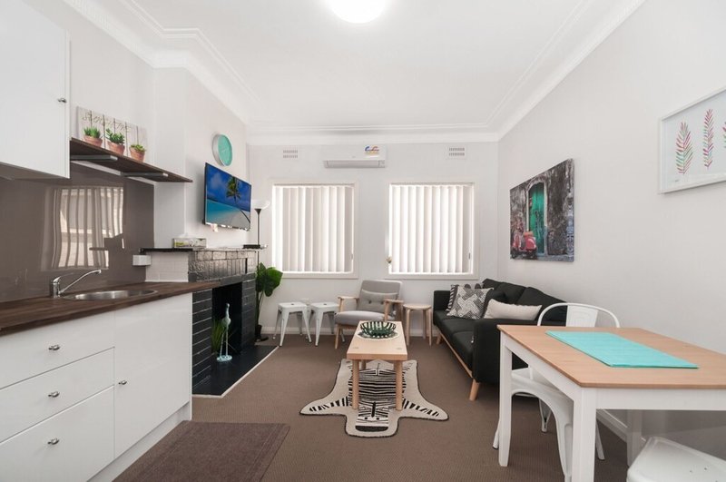 Photo - 1/35 Osborne Street, Wollongong NSW 2500 - Image 5