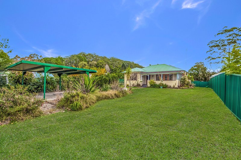 Photo - 135 Pacific Highway, Ourimbah NSW 2258 - Image 1