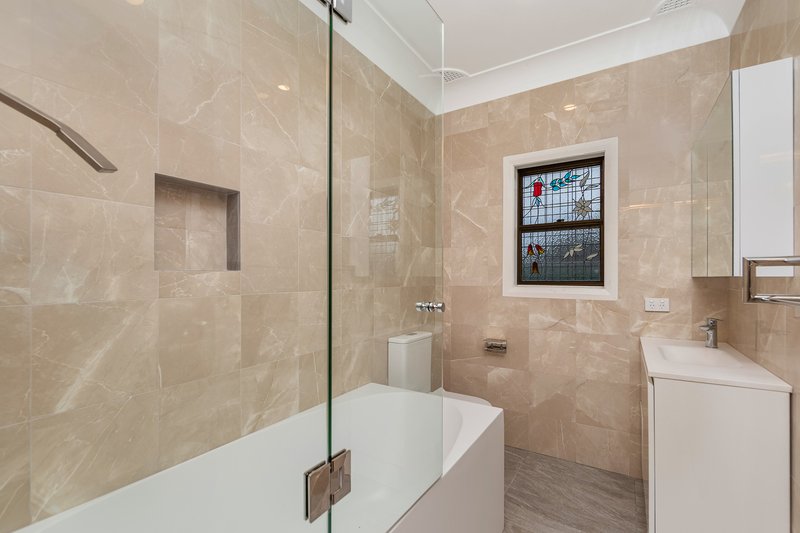 Photo - 135 Pacific Highway, Ourimbah NSW 2258 - Image 10