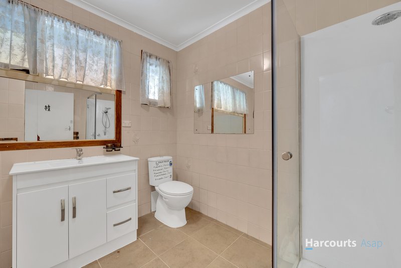 Photo - 135 Police Road, Mulgrave VIC 3170 - Image 5