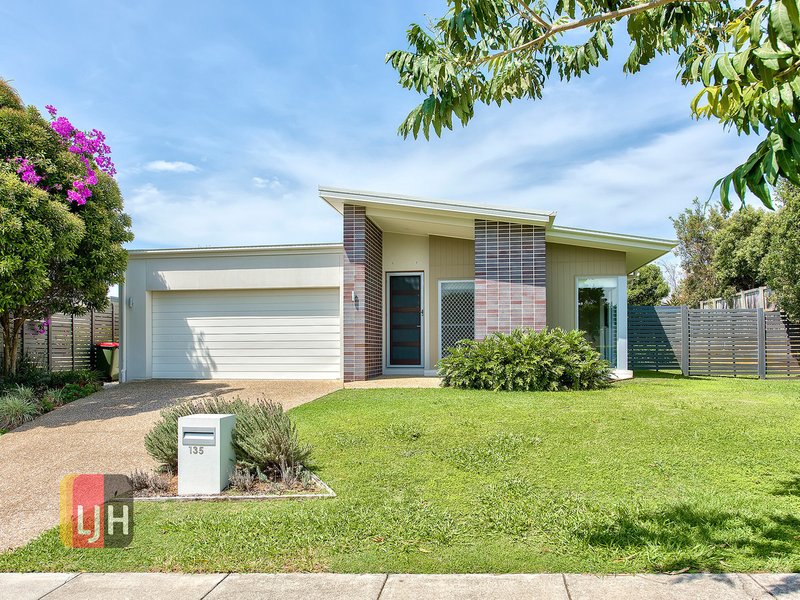 Photo - 135 Queens Road, Nudgee QLD 4014 - Image 1