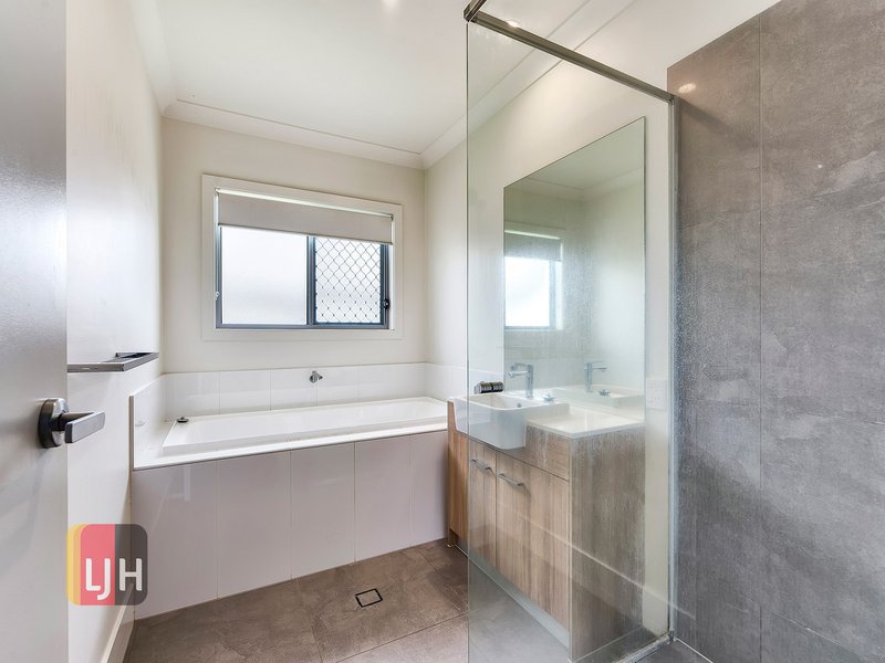 Photo - 135 Queens Road, Nudgee QLD 4014 - Image 10