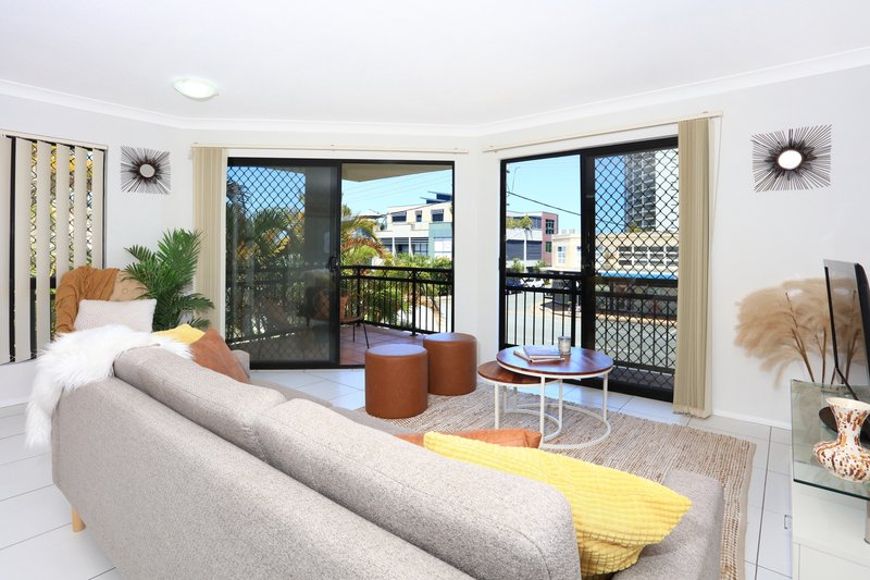 Photo - 13/5 Railway Street, Southport QLD 4215 - Image 4