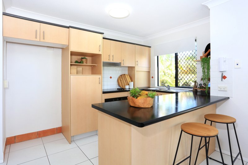 Photo - 13/5 Railway Street, Southport QLD 4215 - Image 5