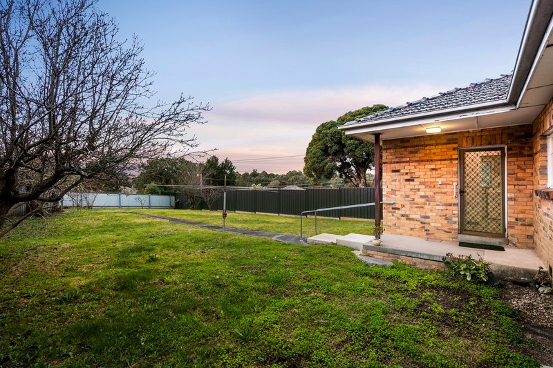 Photo - 135 Rennie Street, Coburg VIC 3058 - Image 15