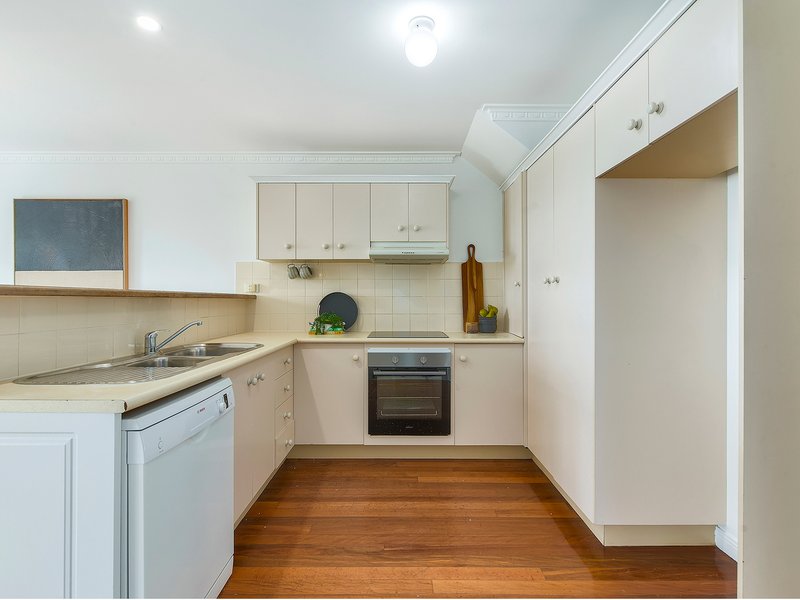 Photo - 135 Rockbourne Terrace, Paddington QLD 4064 - Image 4