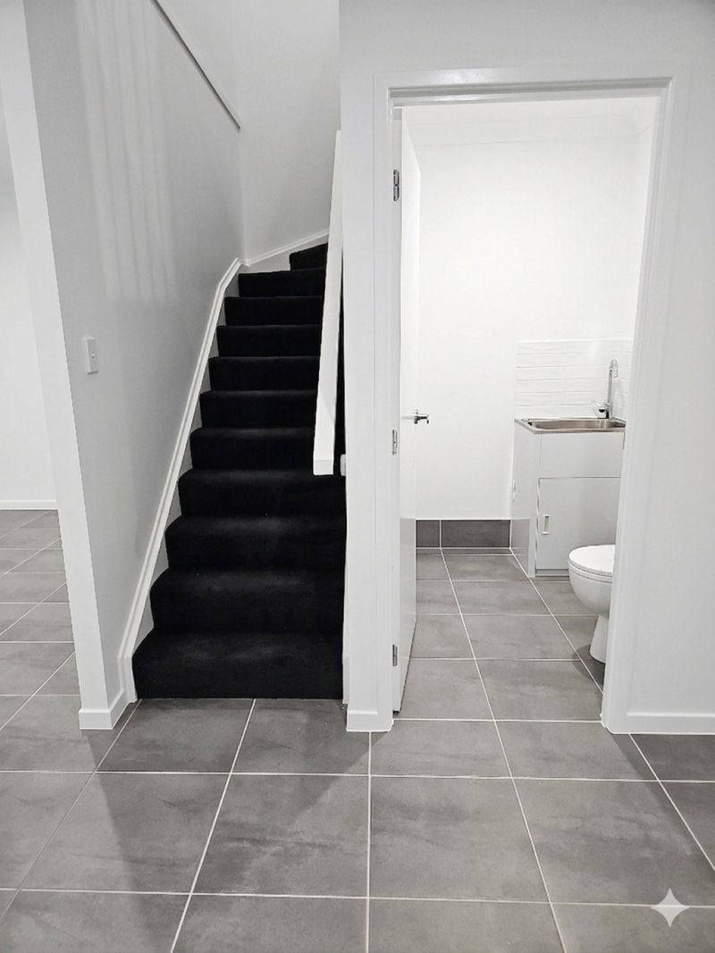 Photo - 13/5 Royal Street, Kallangur QLD 4503 - Image 6