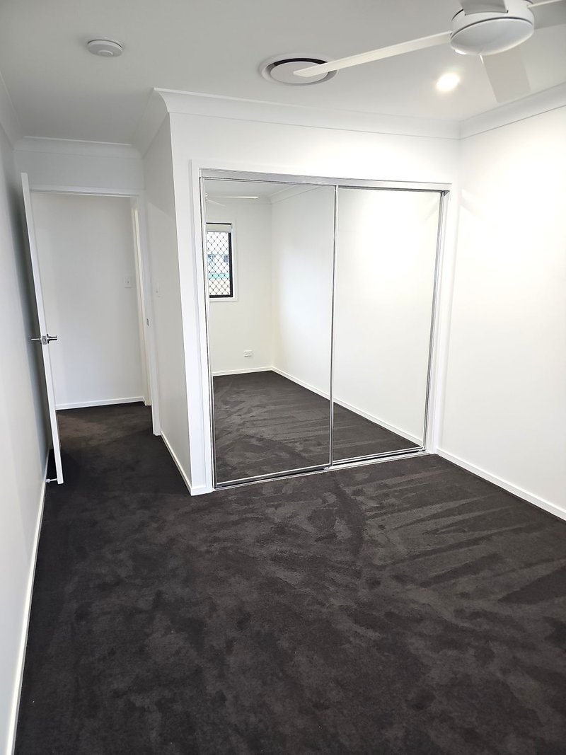 Photo - 13/5 Royal Street, Kallangur QLD 4503 - Image 11