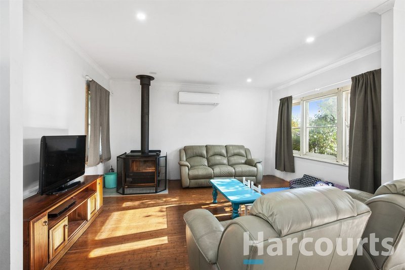 Photo - 135 Scott Parade, Ballarat East VIC 3350 - Image 2