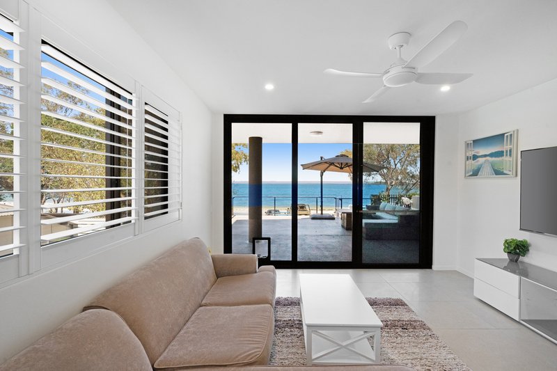 Photo - 1/35 South Esplanade, Bongaree QLD 4507 - Image 1