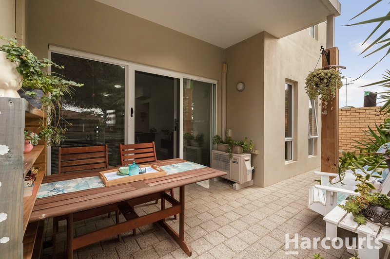 Photo - 1/35 Tuckey Street, Mandurah WA 6210 - Image 4