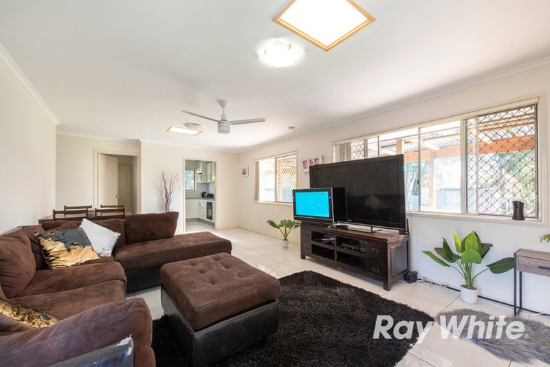 Photo - 135 Wagensveldt Street, Slacks Creek QLD 4127 - Image 3