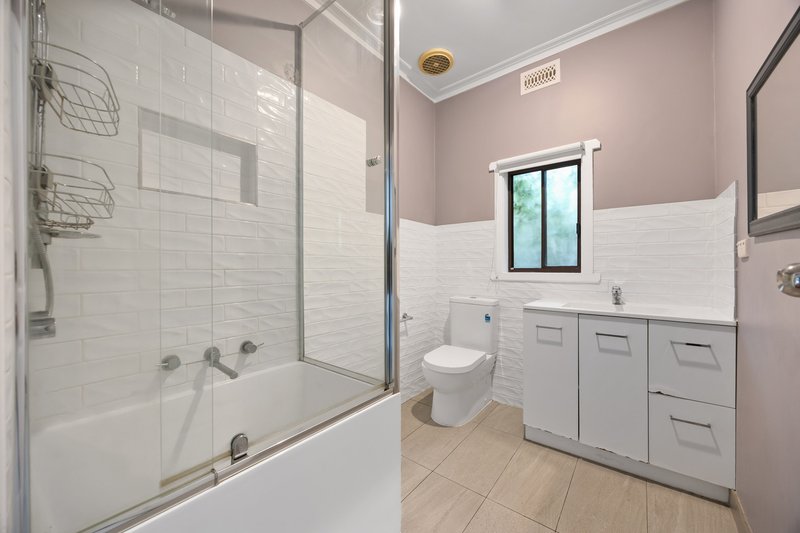 Photo - 135 Walker Street, Sebastopol VIC 3356 - Image 12