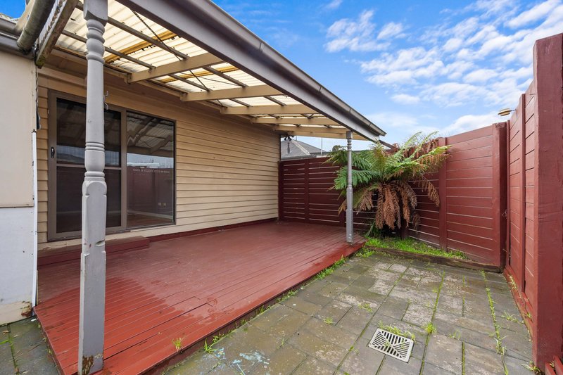 Photo - 135 Walker Street, Sebastopol VIC 3356 - Image 16