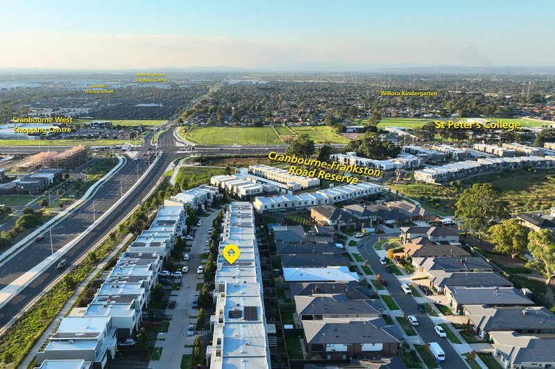 Photo - 135 Willow Glen Boulevard, Cranbourne VIC 3977 - Image 19