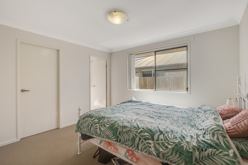 Photo - 1/35 Woleebee Drive, Glenvale QLD 4350 - Image 8