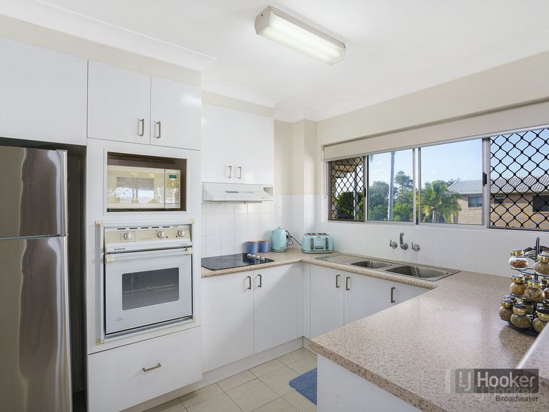 Photo - 13/500 Marine Parade, Biggera Waters QLD 4216 - Image 4