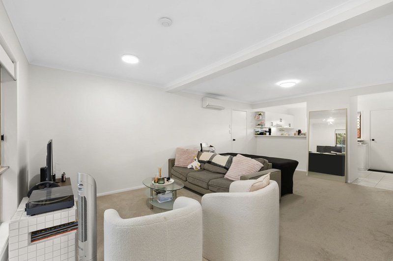 Photo - 13/51-61 Bowen Street, Capalaba QLD 4157 - Image 2