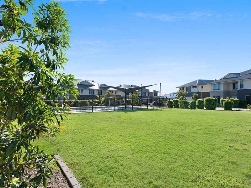 Photo - 13/51 Lavender Drive, Griffin QLD 4503 - Image 12