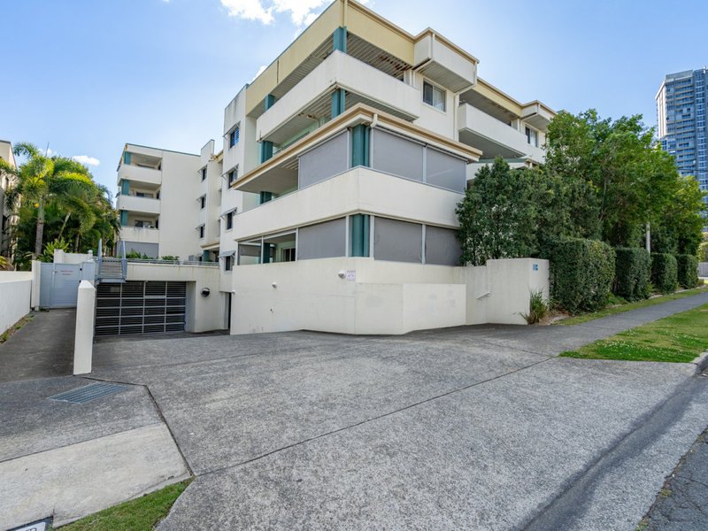 Photo - 13/52 Queen Street, Southport QLD 4215 - Image 11