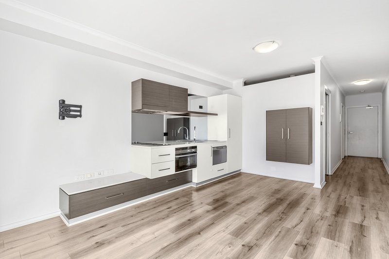 Photo - 13/56 Cowlishaw Street, Greenway ACT 2900 - Image 3