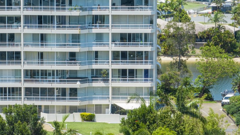 Photo - 13/56 Hooker Boulevard, Mermaid Waters QLD 4218 - Image 17