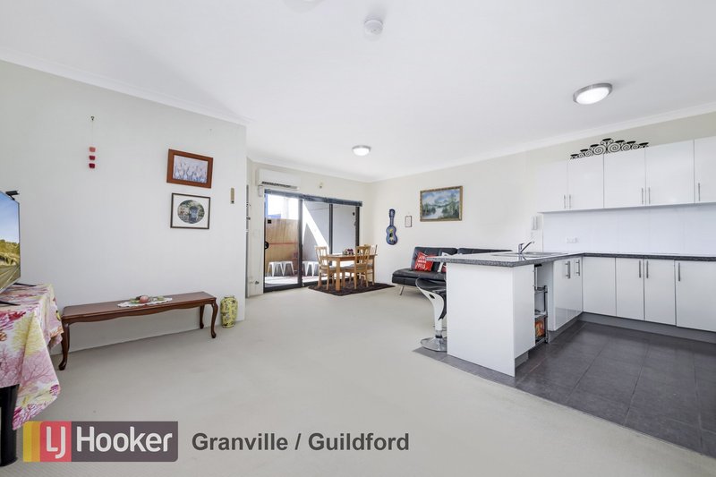 Photo - 13/572-574 Woodville Road, Guildford NSW 2161 - Image 3