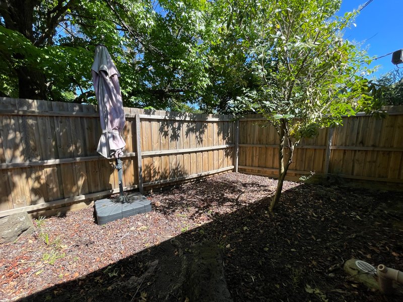 Photo - 1/358 Stephensons Road, Mount Waverley VIC 3149 - Image 10
