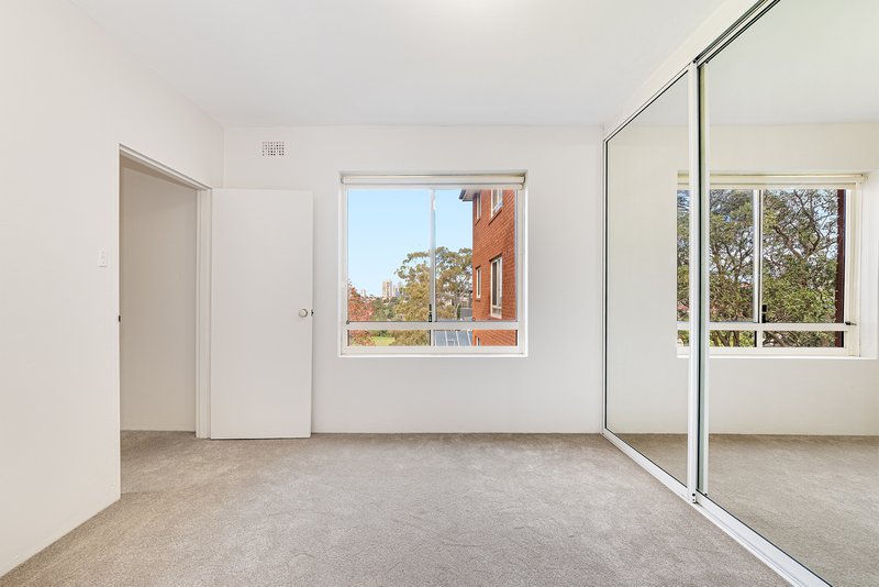 Photo - 13/59 Lower Bent Street, Neutral Bay NSW 2089 - Image 2