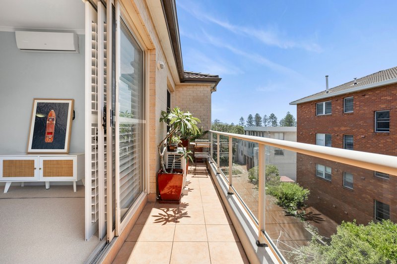 Photo - 13/6-10 Boronia Street, Dee Why NSW 2099 - Image 3