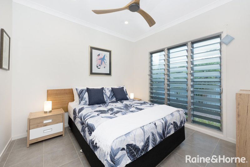 Photo - 136-138 Gifford Street, Horseshoe Bay QLD 4819 - Image 11