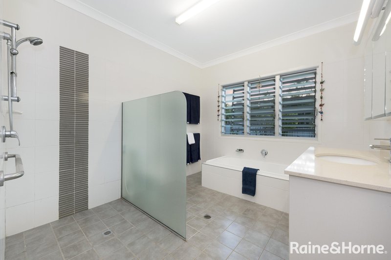 Photo - 136-138 Gifford Street, Horseshoe Bay QLD 4819 - Image 14