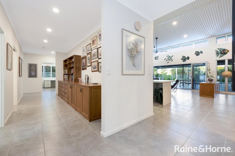 Photo - 136-138 Gifford Street, Horseshoe Bay QLD 4819 - Image 7