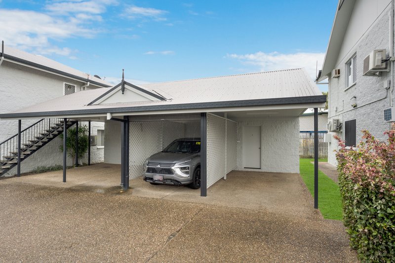 Photo - 1/36-38 Henry Street, West End QLD 4810 - Image 3