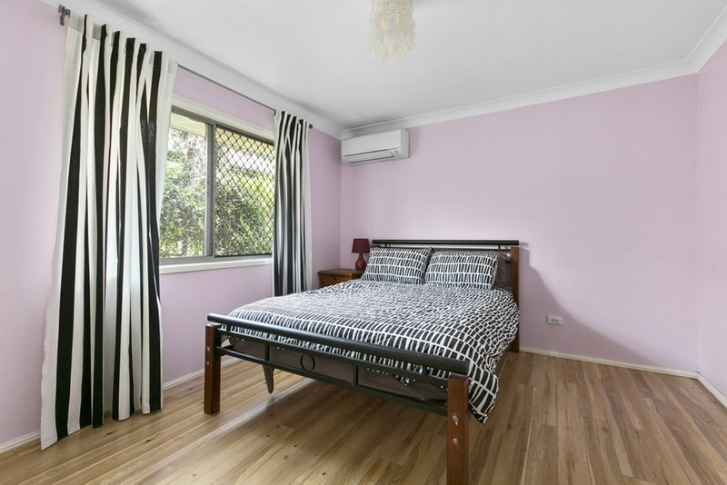 Photo - 136 Bankside Street, Nathan QLD 4111 - Image 4