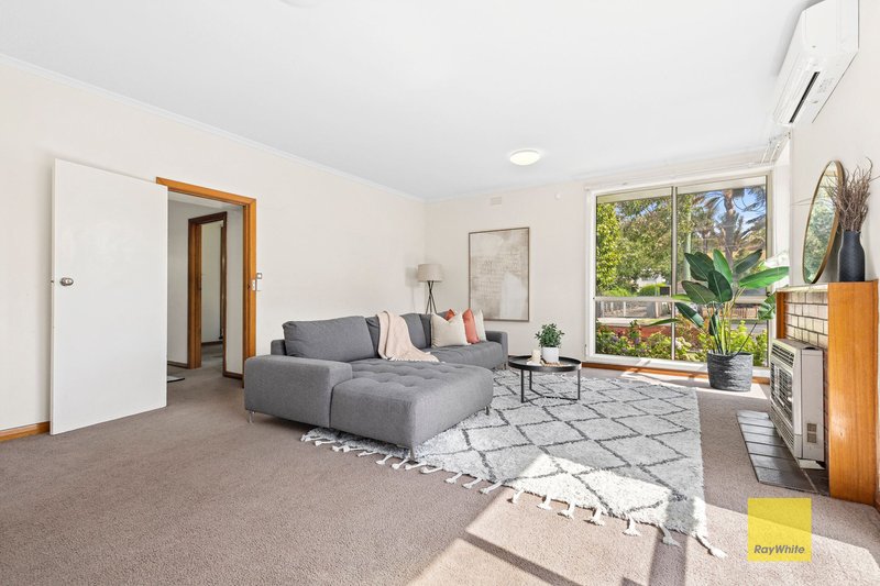 Photo - 136 Barrabool Road, Highton VIC 3216 - Image 4