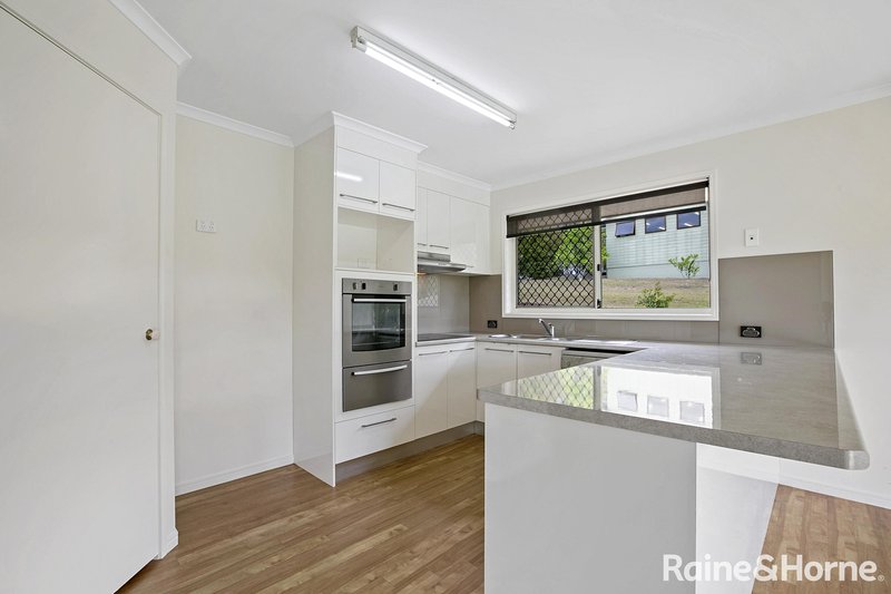 Photo - 136 Blueberry Drive, Black Mountain QLD 4563 - Image 6